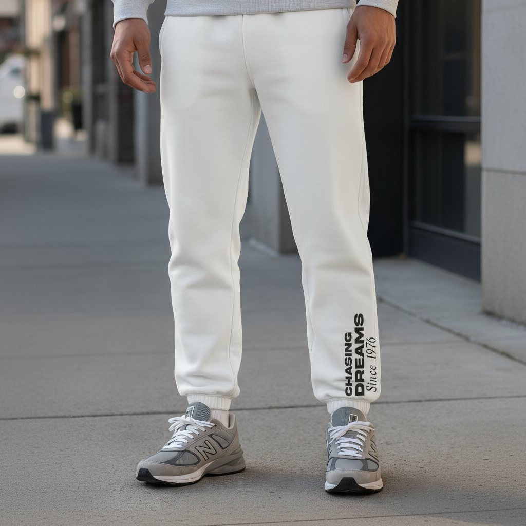 CHASING DREAMS Jogging